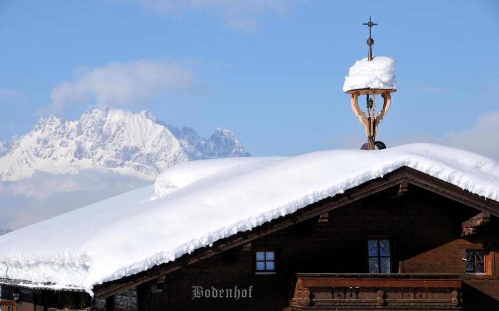 Bodenhof Ferienwohnungen フィーバーブルン エクステリア 写真